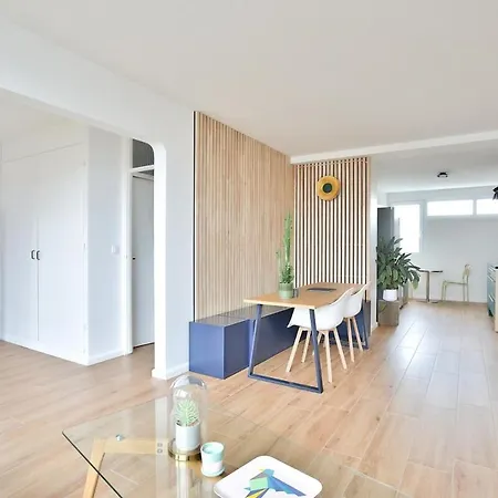 Апартаменты Superb 1br Flat On The Bois Blancs District Лилль