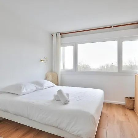 Апартаменты Superb 1br Flat On The Bois Blancs District